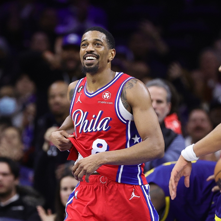 deanthony-melton ile ilgili görsel 3