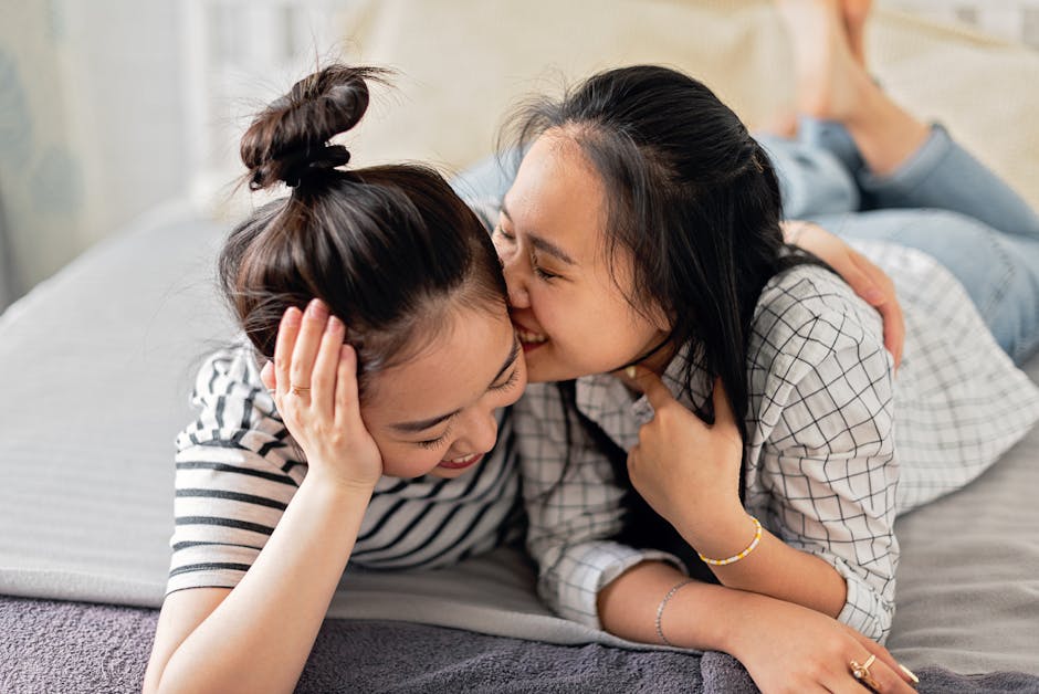 Mindful Relationships: Building Lasting Connections with Presence and Compassion